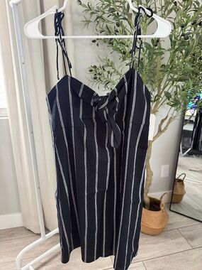 billabong black and white striped dress Black Backless Maxi Dress with High Slit | Formal Bateau Neck Evening Gown  for Gala Black Tie Events main image 1